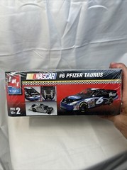 #6 Pfizer Taurus AMT 1:25th scale Ford Taurus model kit NRFB SEALED PERFECT