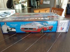 1973 ROAD RACING FORD MUSTANG #31 WARREN TOPE 1/25 AMT ROUND2 2015 NEW SEALED