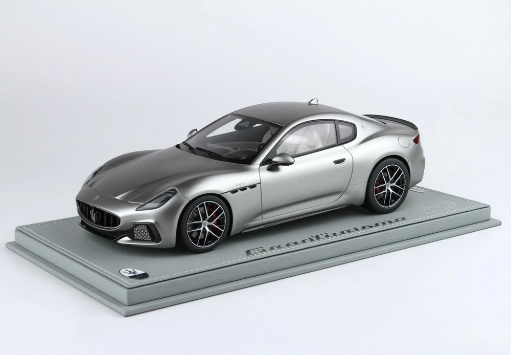 Maserati Granturismo Trofeo – Maratea matte grey – 1/18 scale model car