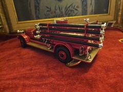 Signature Models 1:24 Model Fire Engine: 1927 SEAGRAVE Dover Plains–