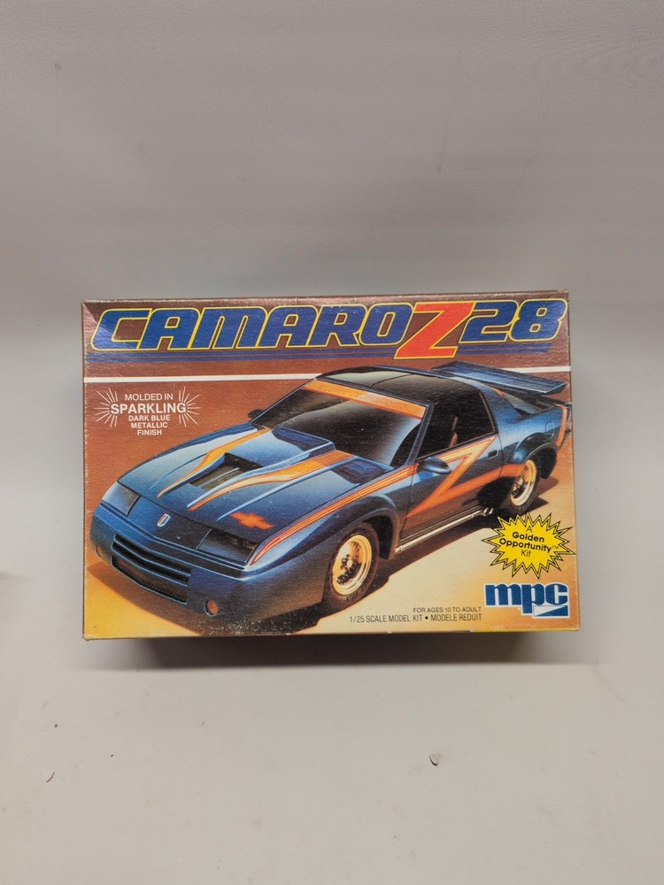 Vintage MPC 1-0875 1:25 Scale 1983 Chevrolet Camaro Z28 Unassembled / Read