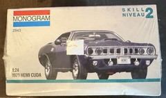 Monogram 1971 Plymouth Hemi Cuda 1:24 Scale Model Car Kit 2943 American Muscle