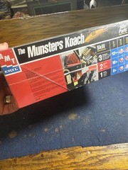 1999 AMT/ERTL: The Munsters Koach Model Kit *Factory Sealed* NOS 1:25 KEY 🔥
