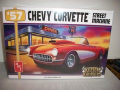 AMT 1498 ” 1957 CHEVY CORVETTE STREET MACHINE, SEALED ” 1:25 KIT ,LOT #8113