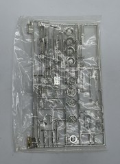 AMT 1967 PONTIAC GTO CAR MODEL KIT 1:21 31764 Projects Crafts Preowned Good
