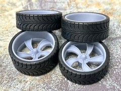 1/24 Scale: 24-Inch “Vista” Wheels And Tires; Resin;1/25