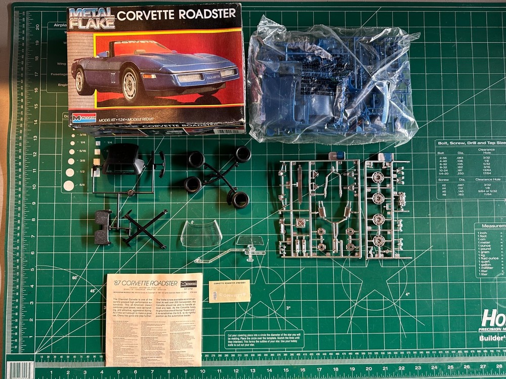 Monogram Metal Flake Corvette Roadster Model Kit  1:24 scale 