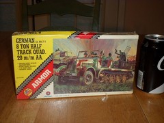 WW#2, GERMAN Sd. Kfz.7/1, 8 TON HALF TRACK QUAD 20mm AA. Plastic Model Kit, 1/72