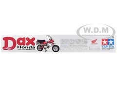 MODEL KIT DAX HONDA EXPORT 70 MOTORCYCLE 1/6 SCALE MODEL BY TAMIYA TAM-16002