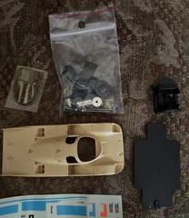 Starter Porsche 962 C Blaupunkt # 7 &8 Le Mans 1988 Resin Car Kit 1:43 France