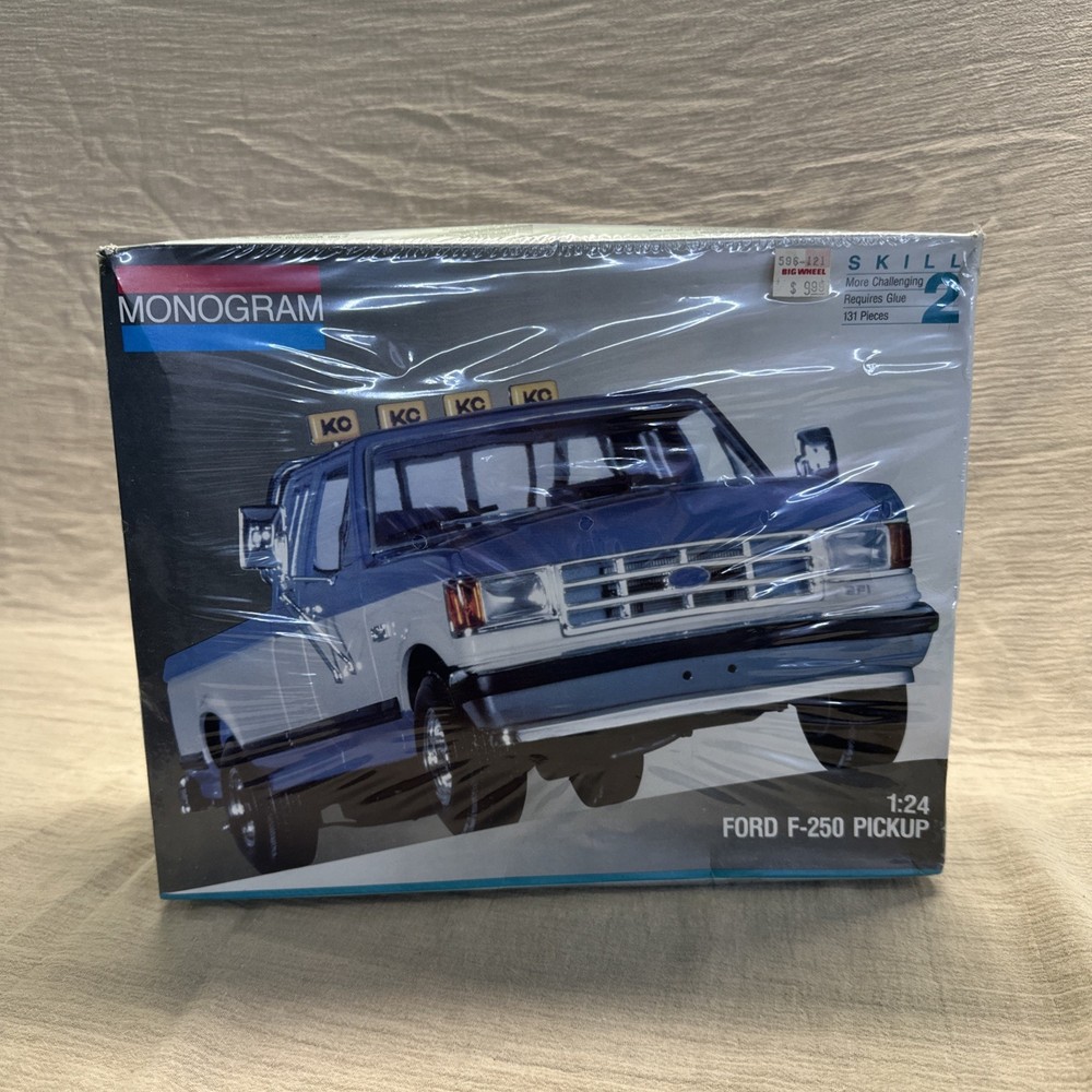 1991 Monogram Ford F-250 Pickup Truck 1:24 Model #2922 2922M0100