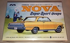 Moebius 1964 Chevrolet Chevy II Nova Super Sport Coupe 1:25 scale model car kit