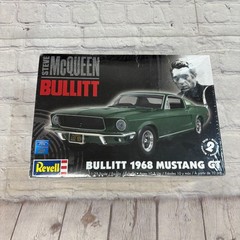 Revell Bullitt 1968 Ford Mustang GT 1/25 Scale Model Kit Steve McQueen D120 -1