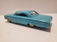 M131. 1964 FORD GALAXIE 500 XL DEALER PROMO MODEL CAR 1/25 Scale TURQUOISE