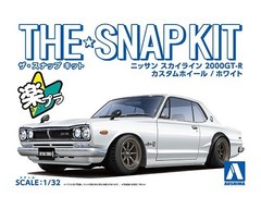 Aoshima 1/32 The Snap Kit Nissan Skyline 2000 GT-R Custom Wheel White Model Kit