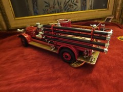Signature Models 1:24 Model Fire Engine: 1927 SEAGRAVE Dover Plains–