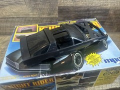 MPC KNIGHT RIDER 2000 TV SHOW KITT CAR MODEL KIT 1983 1:25 Open/complete