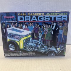 Polar Lights Carl Casper’s Undertaker Dragster Plastic Model Kit 5014