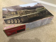 1/35 German TIGER I “Otto Carius Battle of Malonovka” ~ Dragon #6888 +bonus