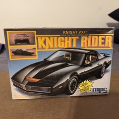 Vintage 1/25 MPC KNIGHT 2000 FROM TV SHOW “KNIGHT RIDER” SEALED New Bags 1983