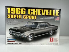 Monogram 1978 EL Camino 1:24 and Lindberg 1966 Chevelle SS 1:25 BUNDLE