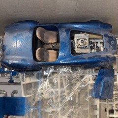 Revell Shelby Cobra 427 S/C Model 1:24 Car Kit No. 85-2828 Vintage 2005