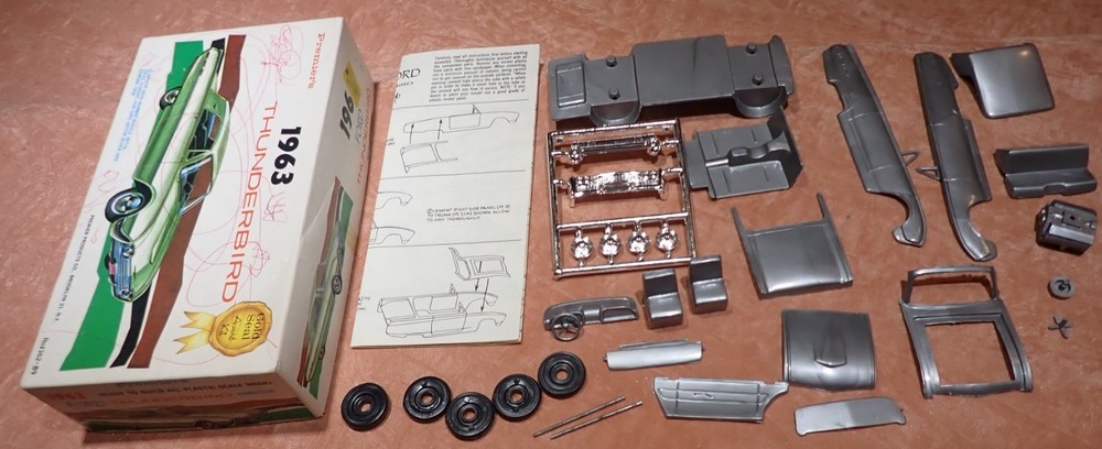 Premier’s 1963 Ford Thunderbird Gold Seal Award model kit 60s issue