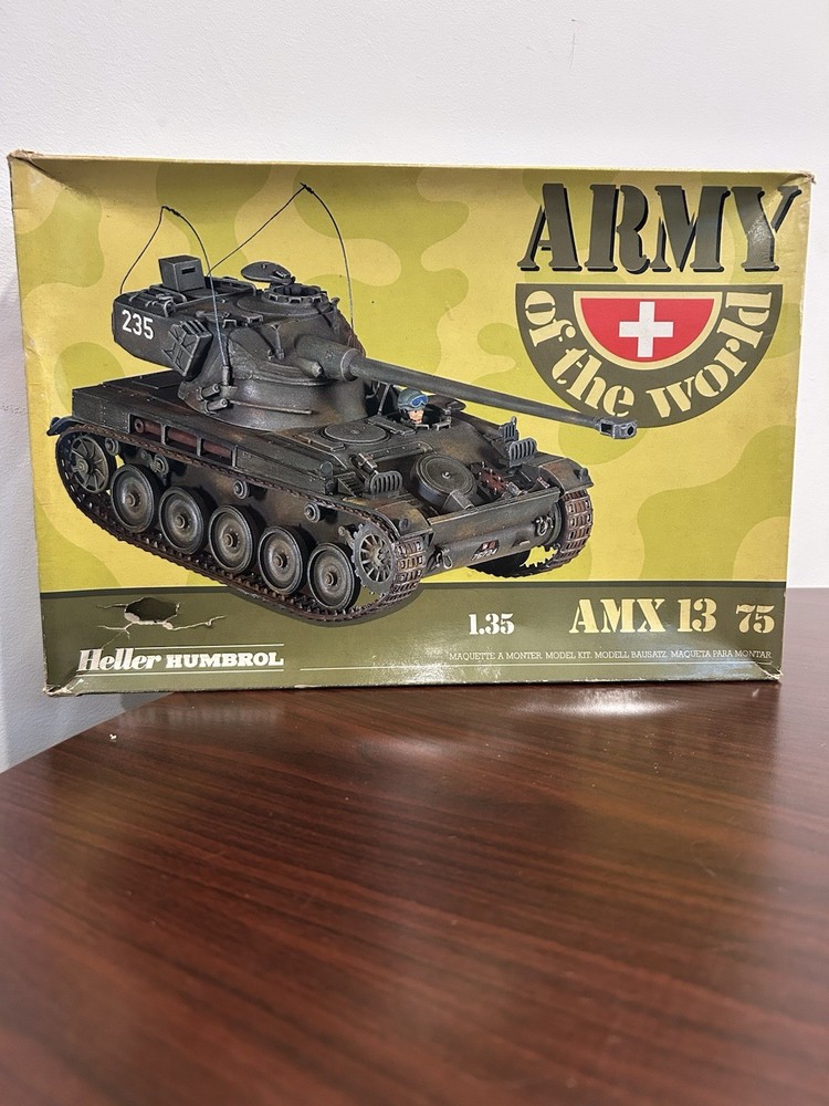 Heller Humbrol AMX 13 75 Army Of The World Tank 1:35 Scale Factory Bagged Parts