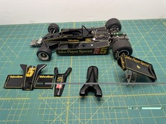 Tamiya 1/12 Lotus Type 78 Built Formula One F1 Model Kit Mario Andretti JPS