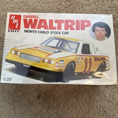 AMT/ERTL 1:25 Kit 8043 Waltrip Pepsi Monte Carlo Factory Sealed