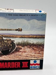 ESCI 8010 Marder III German Tank Destroyer WWII 1:72 Scale Plastic Model Kit