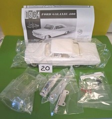1964 Ford Galaxie 500 XL 1/25 Kit Model King AMT ERTL