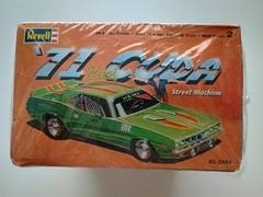 Revell Plymouth ’71 Hemi CUDA model kit NEW in FACTORY SEALED BOX Barracuda 1971