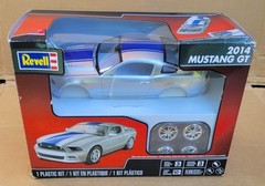 Revell 2014 Mustang GT Silver Blue Opened All Parts Sealed 1:25 Model Kit 4388
