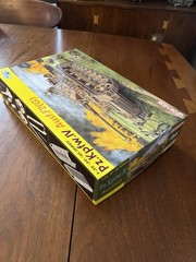 NOS Dragon 1/35 Scale Pz.Kpfw.IV Ausf.F2 G – Smart Kit Not Sealed Box Has Wear