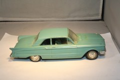 1961 Mercury Comet 2-Door Coupe 1:25 Scale Promo Model Car AMT Made in USA