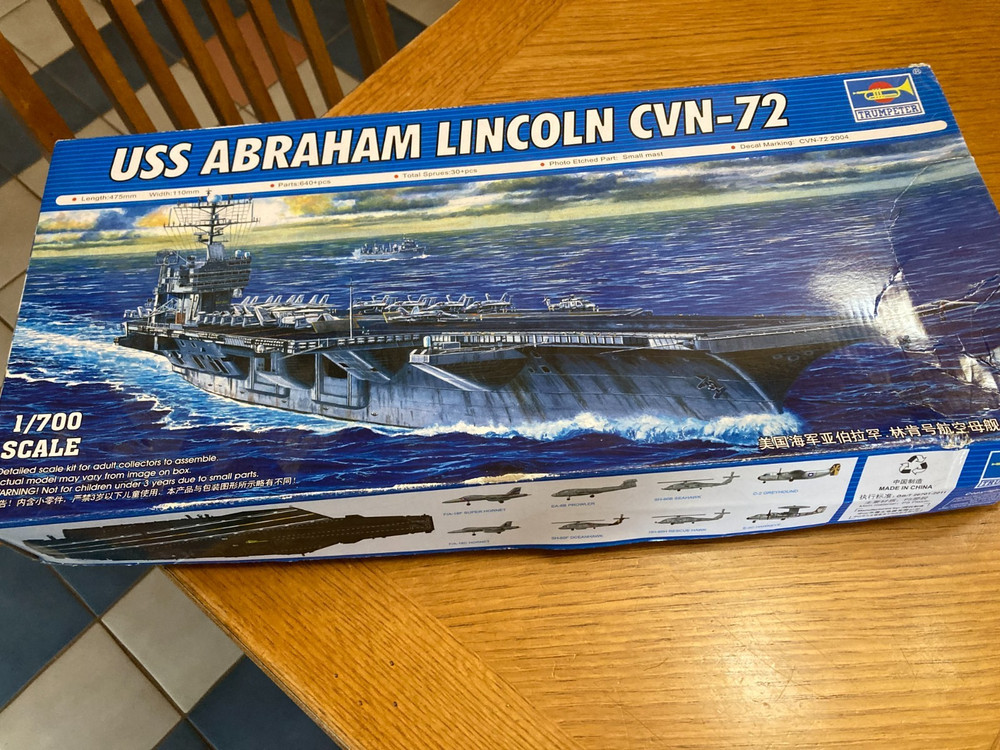 Trumpeter 1/700 05732 USS Abraham Lincoln CVN-72
