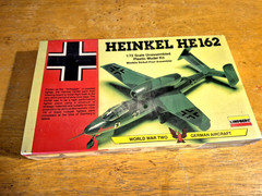 1990 LINDBERG Model HEINKEL HE162 Kit #70580