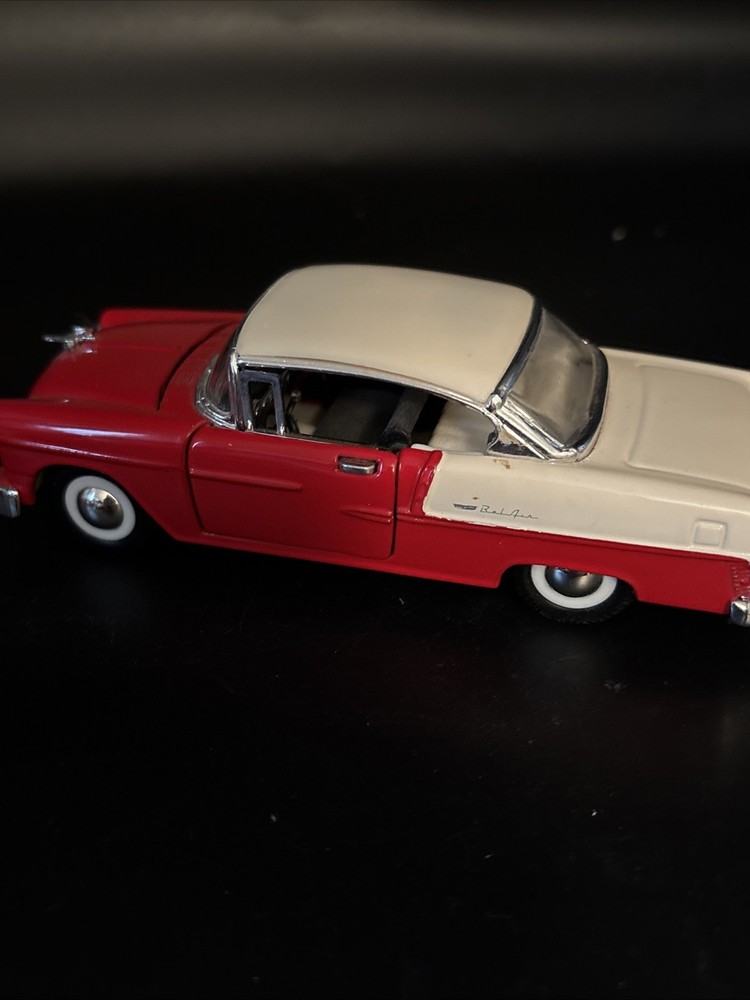 1955 CHEVY BEL-AIR 1:43 SCALE DIECAST PULLBACK CAR RED WHITE SS5720