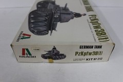 ITALERI GERMAN TANK PZKPFW 38 Model Kit 1/35 Scale No 212 ~ Vintage Italy MD376