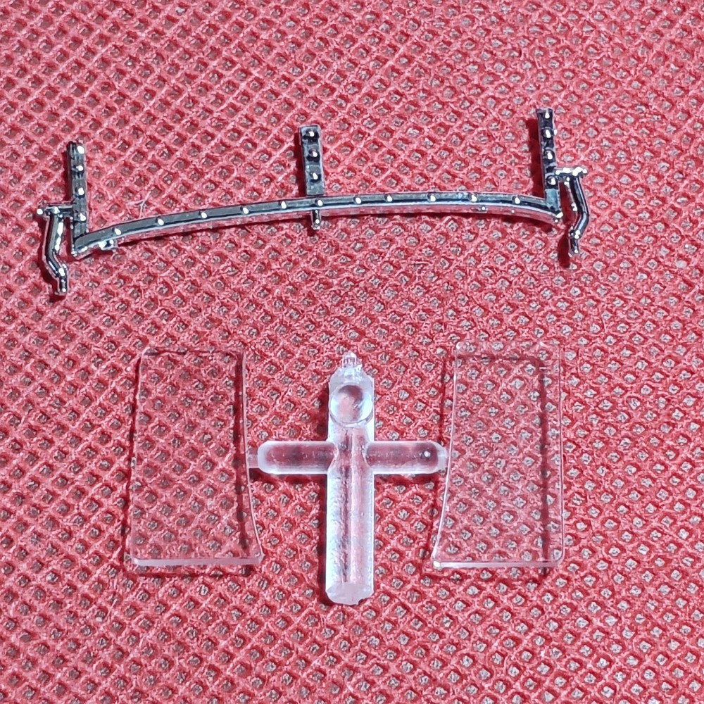 Windshield & Frame 1929 Mercedes SSK 1:24 scale model car part Lindberg