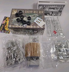 Vintage 2000 AMT 30266 1/25 Scale Special Edition Model Kit