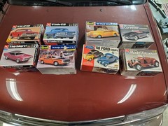 AMT Ertl Model Kits Revell