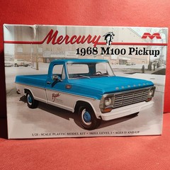 Body Shell & Frame 1968 Mercury Pickup 1:25 Scale Model Car Part Moebius
