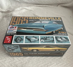 AMT 1965 Pontiac Bonneville Sport Coupe 1:25 Plastic Model Kit Decals AMT1260/12