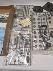 Tamiya 1:35 Scale West German Leopard Kampfpanzer Kit MM 164 New Open Box