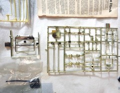 Very Old HUBLEY 1/20 Scale 1912 MODEL T DEPOT HACK Unassembled Model Kit