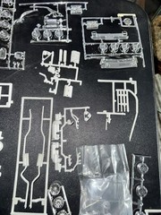 Huge Custom JUNKYARD LOT 1:24/1:25 MODEL FORD CHEVY GM MOPAR AMC PARTS/PIECES!