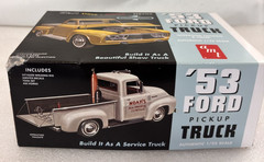 AMT 1953 Ford Pickup Truck 3 in 1 Trophy Series 1:25 Model Kit New open box