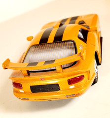 Kintoy 1/36 scale, Die-cast, Orange, pull back Dodge Viper GTSR